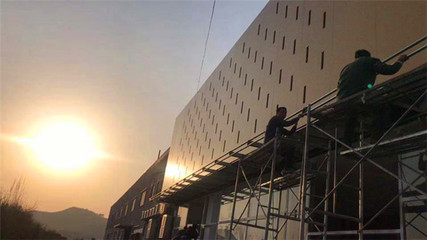 紅旗4s店門(mén)頭鋁蜂窩板_一汽用鋁蜂窩板